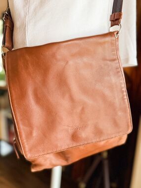 Vintage Brown Leather Bruno Rossi Messenger Bag